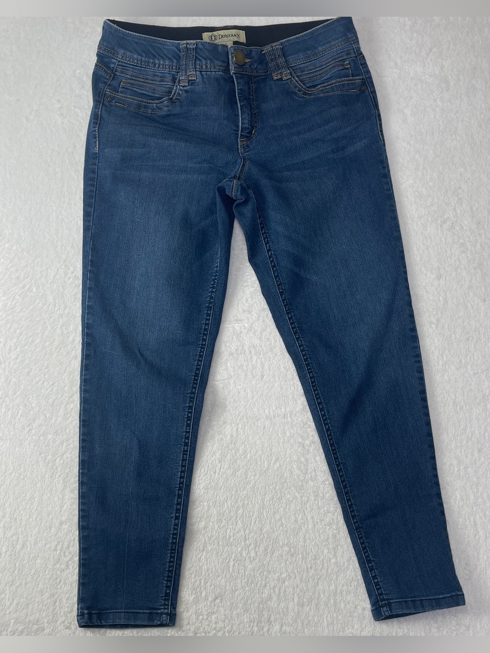 Democracy Blue Skinny Jeans Size 10 good condition.
